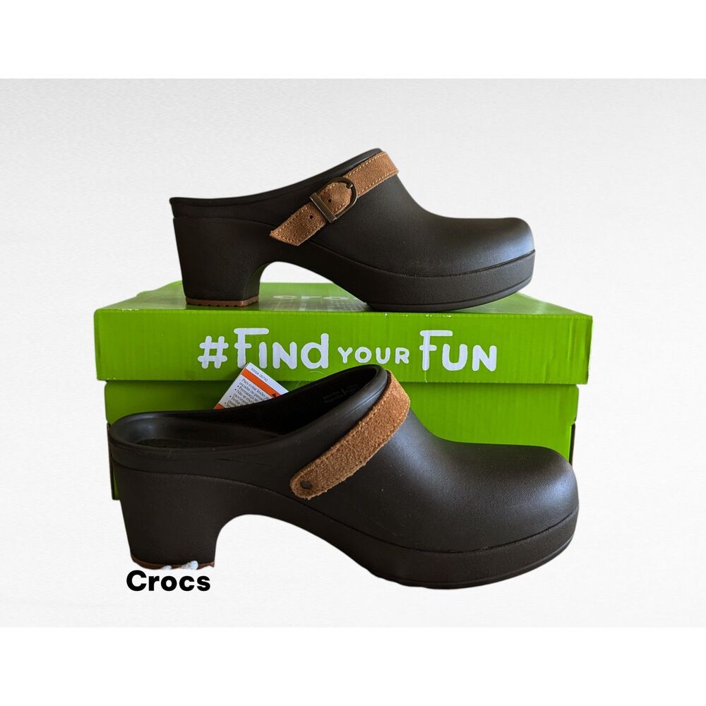 NIB  Crocs Sara expresso sandard fit womens clogs  Sz 8W